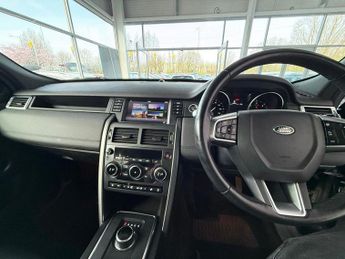 LAND ROVER DISCOVERY SPORT 2.0 TD4 Landmark SUV 5dr Diesel Auto 4WD Euro 6 (s/s) (180 ps) 1