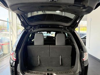 LAND ROVER DISCOVERY SPORT 2.0 TD4 Landmark SUV 5dr Diesel Auto 4WD Euro 6 (s/s) (180 ps) 1