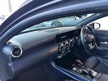 MERCEDES-BENZ A-CLASS 1.3 A180 Sport (Executive) Hatchback 5dr Petrol 7G-DCT Euro 6 (s