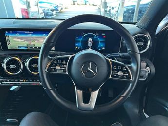 MERCEDES-BENZ A-CLASS 1.3 A180 Sport (Executive) Hatchback 5dr Petrol 7G-DCT Euro 6 (s