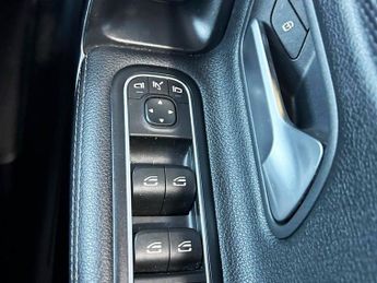 MERCEDES-BENZ A-CLASS 1.3 A180 Sport (Executive) Hatchback 5dr Petrol 7G-DCT Euro 6 (s