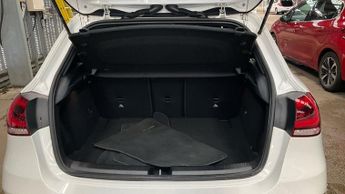 MERCEDES-BENZ A-CLASS 1.5 A180d AMG Line (Executive) Hatchback 5dr Diesel 7G-DCT Euro 