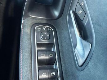 MERCEDES-BENZ A-CLASS 1.5 A180d AMG Line (Executive) Hatchback 5dr Diesel 7G-DCT Euro 