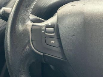 PEUGEOT 2008 1.2 PureTech Active SUV 5dr Petrol Manual Euro 6 (82 ps)