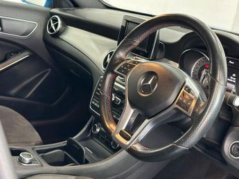 MERCEDES-BENZ GLA 2.1 GLA220 CDI AMG Line SUV 5dr Diesel 7G-DCT 4MATIC Euro 6 (s/s