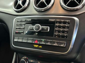 MERCEDES-BENZ GLA 2.1 GLA220 CDI AMG Line SUV 5dr Diesel 7G-DCT 4MATIC Euro 6 (s/s