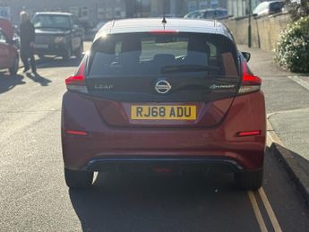 NISSAN LEAF 40kWh N-Connecta Hatchback 5dr Electric Auto (150 ps)