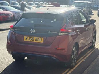 NISSAN LEAF 40kWh N-Connecta Hatchback 5dr Electric Auto (150 ps)