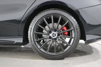 MERCEDES-BENZ CLA 2.1 CLA220d AMG Line Night Edition (Plus) Shooting Brake 5dr Die