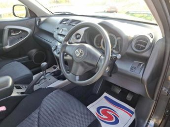 TOYOTA RAV4 2.0 XT3 SUV 5dr Petrol Automatic 4WD (212 g/km, 150 bhp)