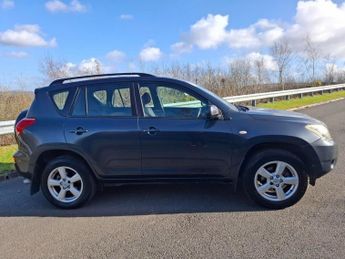 TOYOTA RAV4 2.0 XT3 SUV 5dr Petrol Automatic 4WD (212 g/km, 150 bhp)