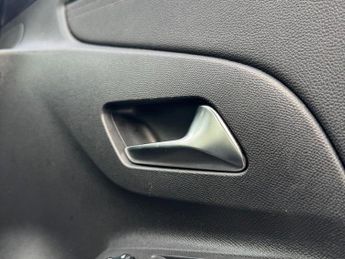 VAUXHALL Corsa Electric 50kWh SRi Nav Premium Hatchback 5dr Electric Auto (7.4Kw Charger