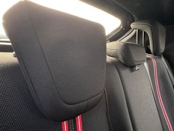 VAUXHALL Corsa Electric 50kWh SRi Nav Premium Hatchback 5dr Electric Auto (7.4Kw Charger