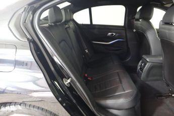 BMW 3 SERIES 2.0 320i M Sport Auto Euro 6 (s/s) 4dr