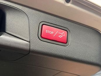 MERCEDES-BENZ GLC 2.0 GLC300e 13.5kWh AMG Line (Premium) SUV 5dr Petrol Plug-in Hy