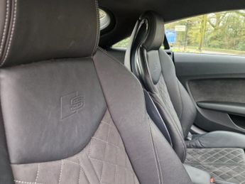 AUDI TT 2.0 TFSI 40 Black Edition Coupe 3dr Petrol S Tronic Euro 6 (s/s)