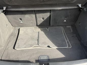 MERCEDES-BENZ A-CLASS 2.0 A200d AMG Line (Premium) Hatchback 5dr Diesel 8G-DCT Euro 6 