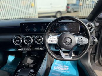 MERCEDES-BENZ A-CLASS 2.0 A200d AMG Line (Premium) Hatchback 5dr Diesel 8G-DCT Euro 6 