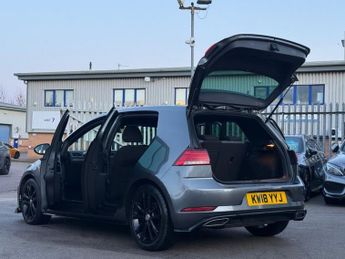 VOLKSWAGEN GOLF 1.5 TSI EVO R-Line Hatchback 5dr Petrol DSG Euro 6 (s/s) (150 ps