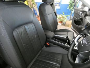 AUDI E-TRON 50 Technik SUV 5dr Electric Auto quattro 71.2kWh (11kW Charger) 