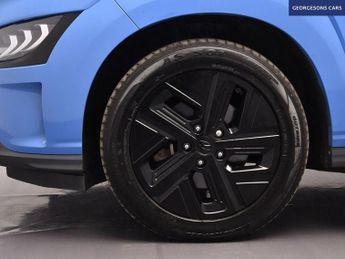 HYUNDAI KONA 39kWh Premium SUV 5dr Electric Auto (10.5kW Charger) (136 ps)