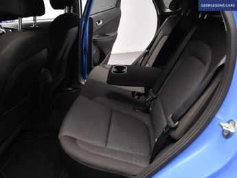 HYUNDAI KONA 39kWh Premium SUV 5dr Electric Auto (10.5kW Charger) (136 ps)