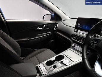 HYUNDAI KONA 39kWh Premium SUV 5dr Electric Auto (10.5kW Charger) (136 ps)