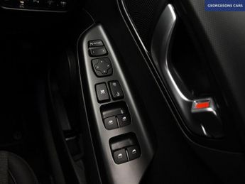 HYUNDAI KONA 39kWh Premium SUV 5dr Electric Auto (10.5kW Charger) (136 ps)