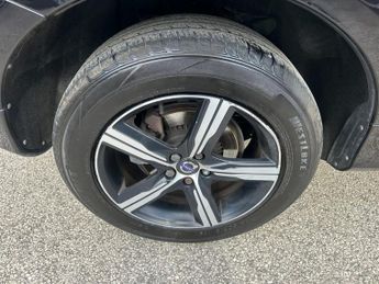 VOLVO XC60 2.0 T5 R-Design Nav SUV 5dr Petrol Auto Euro 6 (s/s) (245 ps)