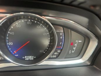 VOLVO XC60 2.0 T5 R-Design Nav SUV 5dr Petrol Auto Euro 6 (s/s) (245 ps)