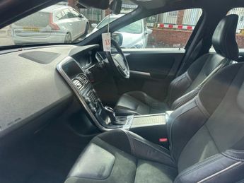 VOLVO XC60 2.0 T5 R-Design Nav SUV 5dr Petrol Auto Euro 6 (s/s) (245 ps)