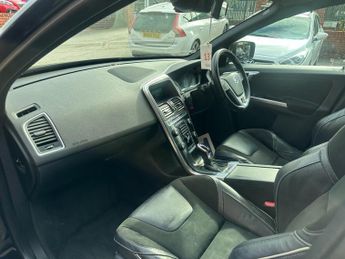 VOLVO XC60 2.0 T5 R-Design Nav SUV 5dr Petrol Auto Euro 6 (s/s) (245 ps)