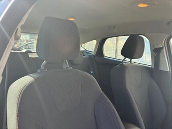 FORD FOCUS 1.0T EcoBoost Zetec S Hatchback 5dr Petrol Manual Euro 6 (s/s) (