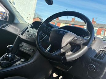 FORD FOCUS 1.0T EcoBoost Zetec S Hatchback 5dr Petrol Manual Euro 6 (s/s) (