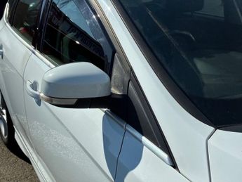 FORD FOCUS 1.0T EcoBoost Zetec S Hatchback 5dr Petrol Manual Euro 6 (s/s) (