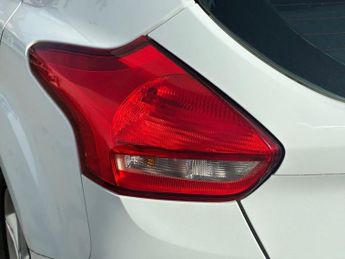 FORD FOCUS 1.0T EcoBoost Zetec S Hatchback 5dr Petrol Manual Euro 6 (s/s) (