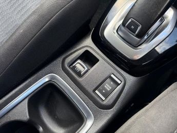 VAUXHALL CORSA 1.2 Turbo SE Nav Premium Hatchback 5dr Petrol Auto Euro 6 (s/s) 