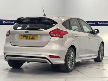 FORD FOCUS 1.5 TDCi ST-Line Hatchback 5dr Diesel Manual Euro 6 (s/s) (120 p