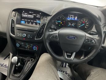FORD FOCUS 1.5 TDCi ST-Line Hatchback 5dr Diesel Manual Euro 6 (s/s) (120 p