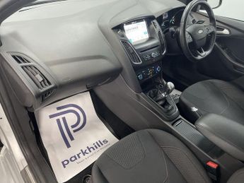 FORD FOCUS 1.5 TDCi ST-Line Hatchback 5dr Diesel Manual Euro 6 (s/s) (120 p