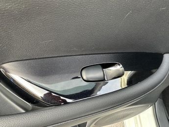 NISSAN LEAF 40kWh Tekna Hatchback 5dr Electric Auto (150 ps)