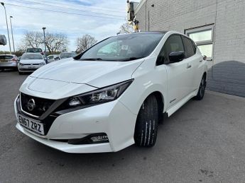 NISSAN LEAF 40kWh Tekna Hatchback 5dr Electric Auto (150 ps)