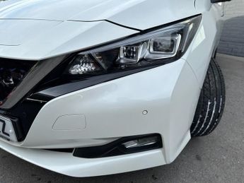 NISSAN LEAF 40kWh Tekna Hatchback 5dr Electric Auto (150 ps)