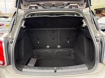 MINI COUNTRYMAN 1.5 Cooper Classic SUV 5dr Petrol Steptronic Euro 6 (s/s) (136 p