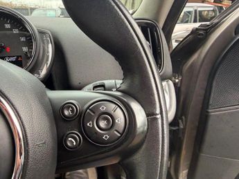 MINI COUNTRYMAN 1.5 Cooper Classic SUV 5dr Petrol Steptronic Euro 6 (s/s) (136 p