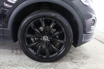 VOLKSWAGEN T-ROC 1.5 TSI EVO Black Edition SUV 5dr Petrol DSG Euro 6 (s/s) (150 p