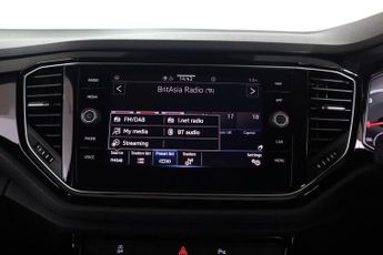 VOLKSWAGEN T-ROC 1.5 TSI EVO Black Edition SUV 5dr Petrol DSG Euro 6 (s/s) (150 p