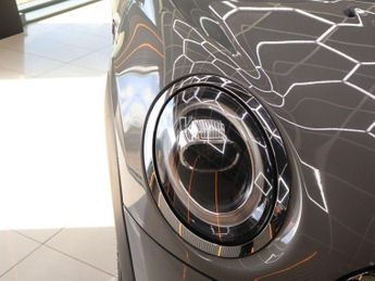 MINI HATCH 2.0 Cooper S Classic Hatchback 5dr Petrol Steptronic Euro 6 (s/s