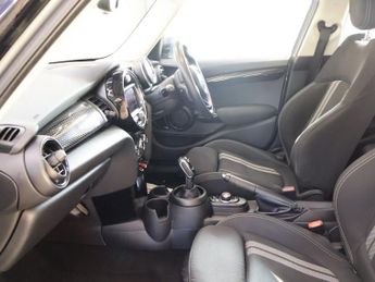 MINI HATCH 2.0 Cooper S Classic Hatchback 5dr Petrol Steptronic Euro 6 (s/s