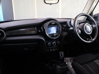 MINI HATCH 2.0 Cooper S Classic Hatchback 5dr Petrol Steptronic Euro 6 (s/s